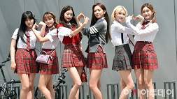 IVE, nonton streaming download drakorindo knowing brothers (men on a mission) sub indo viu