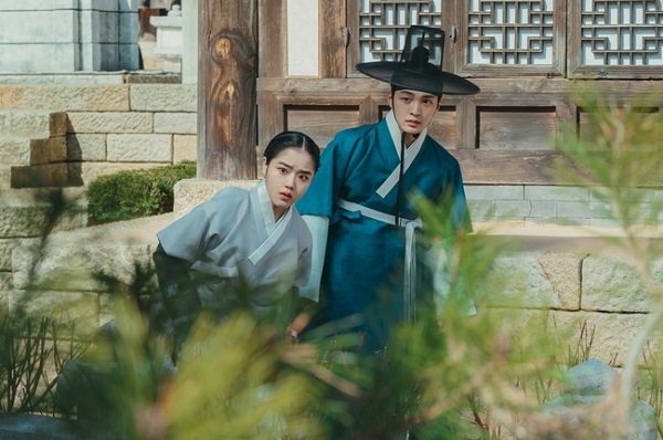 nonton streaming download drakorindo poong, the joseon psychiatrist sub indo viu