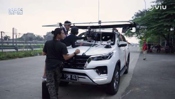 nonton streaming download bad boys vs crazy girls sub indo viu original