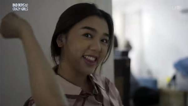 nonton streaming download bad boys vs crazy girls sub indo viu original
