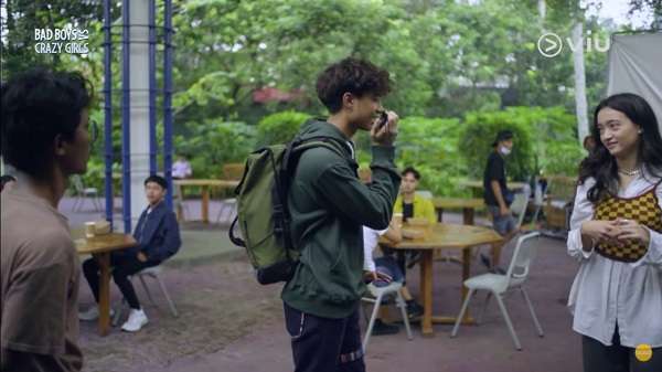 nonton streaming download bad boys vs crazy girls sub indo viu original