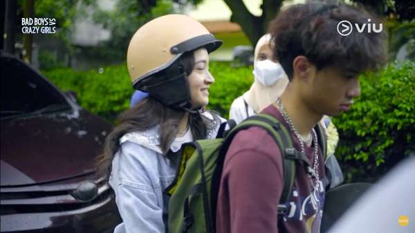 nonton streaming download bad boys vs crazy girls sub indo viu original