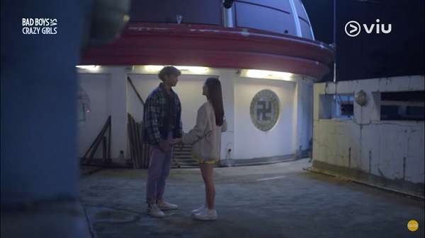 nonton streaming download bad boys vs crazy girls sub indo viu original