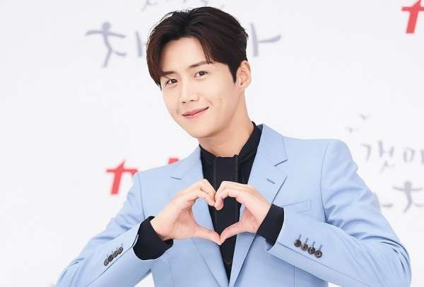 nonton streaming download drakorindo 100 days my prince sub indo viu