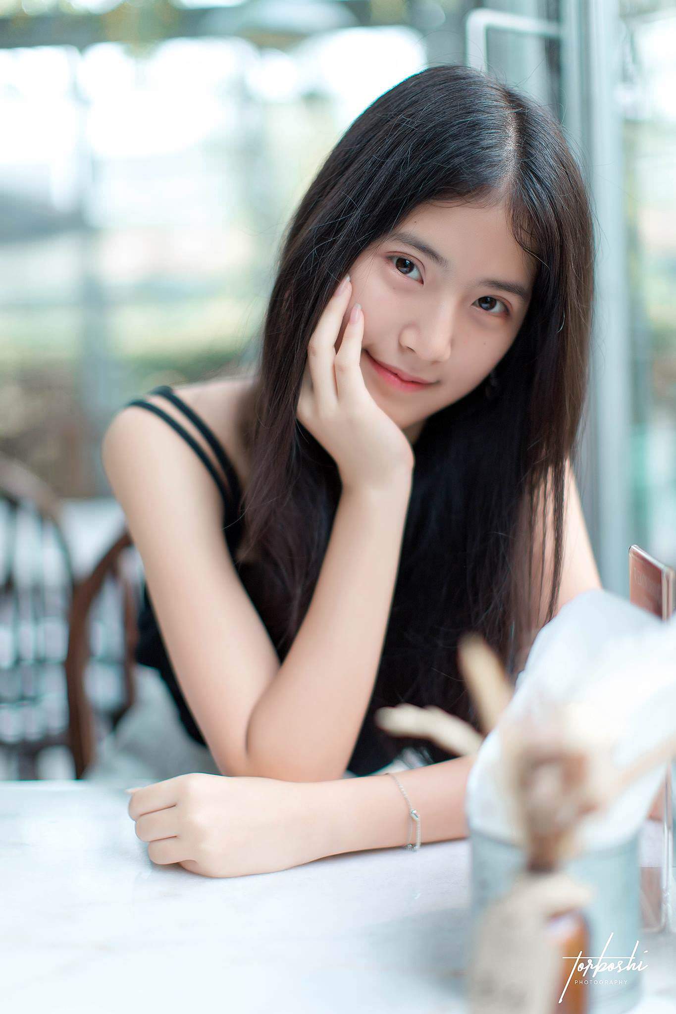nonton streaming download get rich sub indo viu original