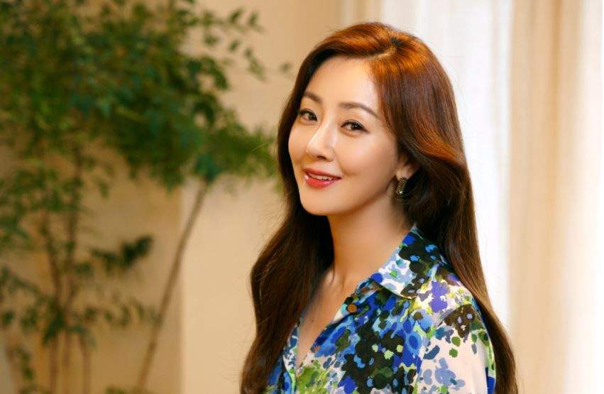 Kim ra-na. Yf hf j. О на ра актриса. О на ра (oh na ra). Ли на-ра.