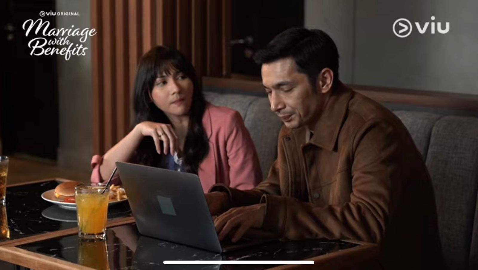 nonton streaming download marriage with benefits viu original