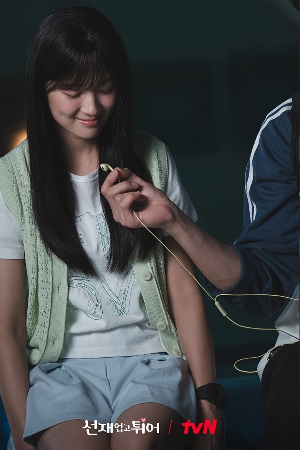 nonton streaming download drakorindo lovely runner sub indo viu