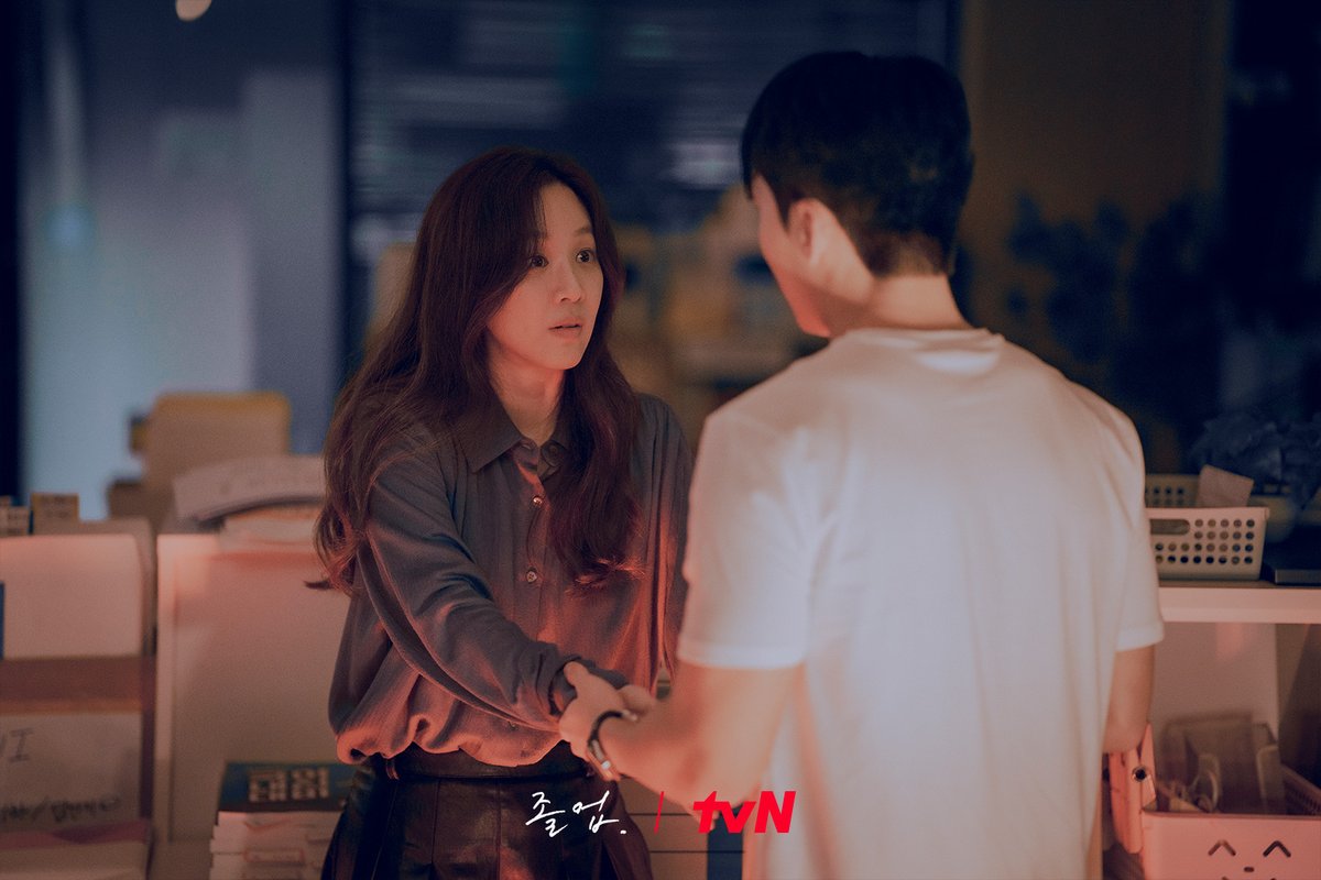 nonton streaming download drakorindo the midnight romance in hagwon sub indo viu