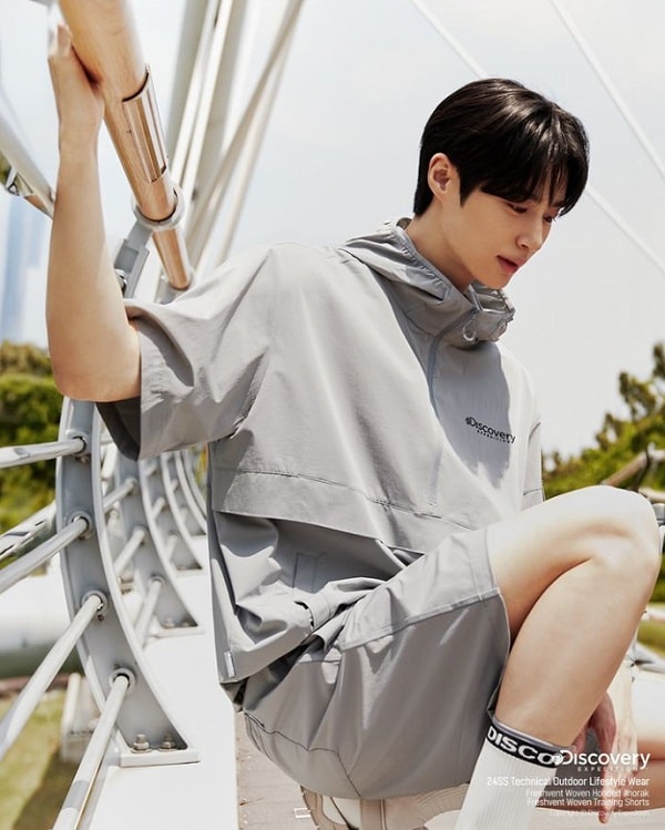 nonton streaming download drakorindo lovely runner sub indo viu