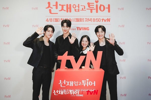 nonton streaming download drakorindo lovely runner sub indo viu