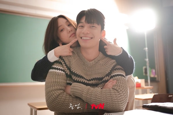 nonton streaming download drakorindo the midnight romance in hagwon sub indo viu