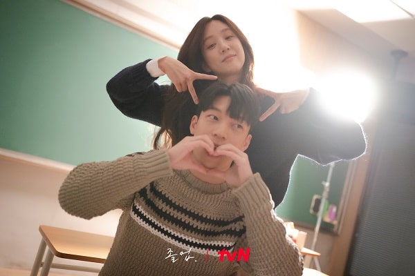 nonton streaming download drakorindo the midnight romance in hagwon sub indo viu