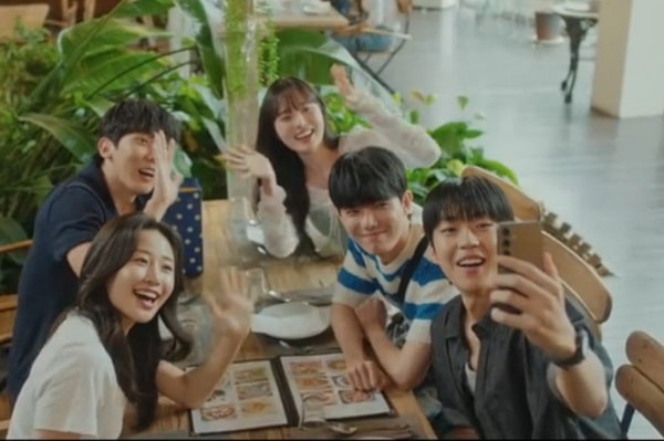 nonton streaming download drakorindo brewing love sub indo viu original