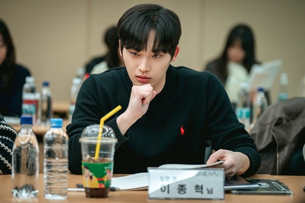 nonton streaming download drakorindo bitch x rich season 2 sub indo viu