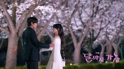 nonton streaming download drakorindo to the moon sub indo viu