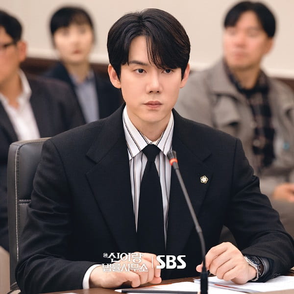 nonton streaming download drakorindo phantom lawyer sub indo viu