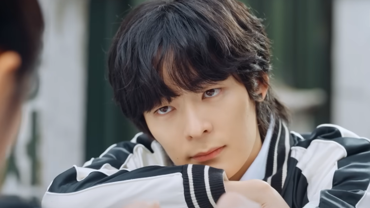 Song Geon-hee as Kim Tae-seong Lovely Runner K-Drama Korean Drama KDrama Viu