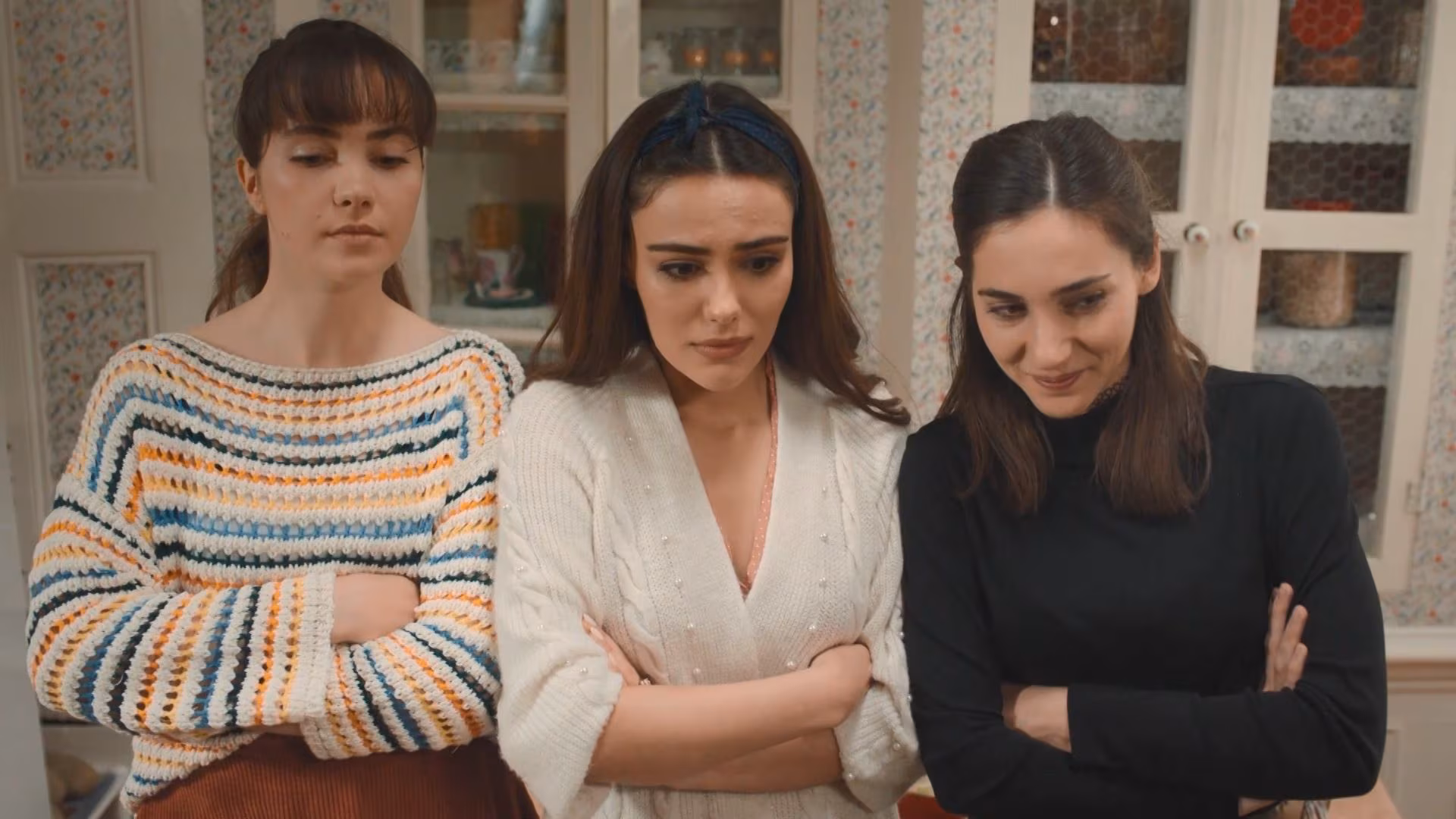 Three Sisters - Arabic Dubbed Dramas ثلاث أخوات - مدبلج Viu Ramadan 2025 Turkish dramas Turkish Series MEA Romance episode 30
