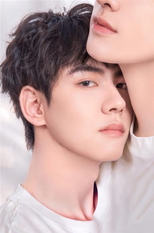 Tian Xu Ning as Chi Cheng Zi Yu as Wu Suo Wei Revenged love 逆爱 VIU Chinese Drama TV Show TV series BL Gay LGBTQ+