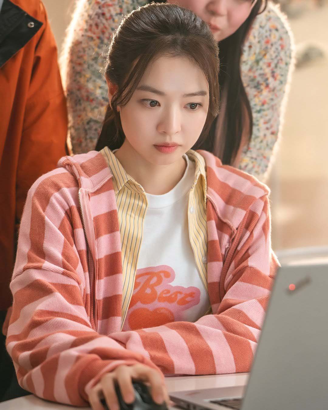 Hwang Bo Reum Byeol Joo Yeon-San KDrama LOVE.exe Viu youth rom com Korean to watch romantic shows online free