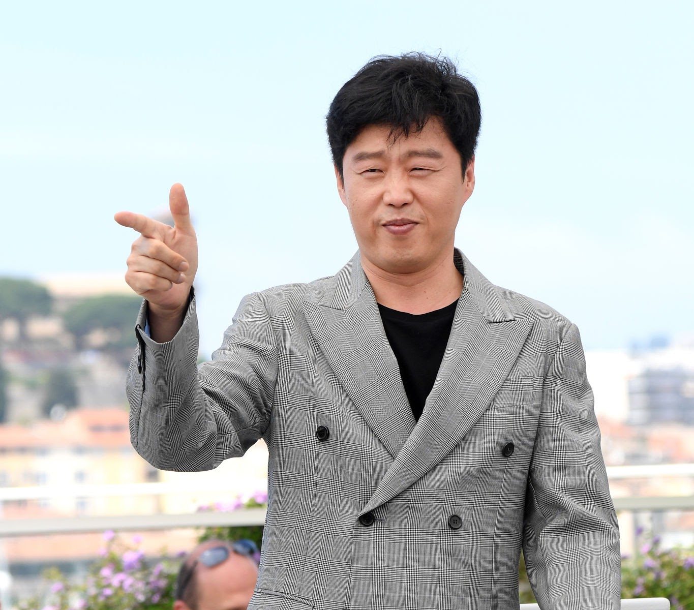 Kim Hee Won 바다 건너 바퀴 달린 집- 북해도 편 House on Wheels Beyond the Ocean 바다 건너 바퀴 달린 집 북해도 편 Viu k variety to watch online for free korean reality shows