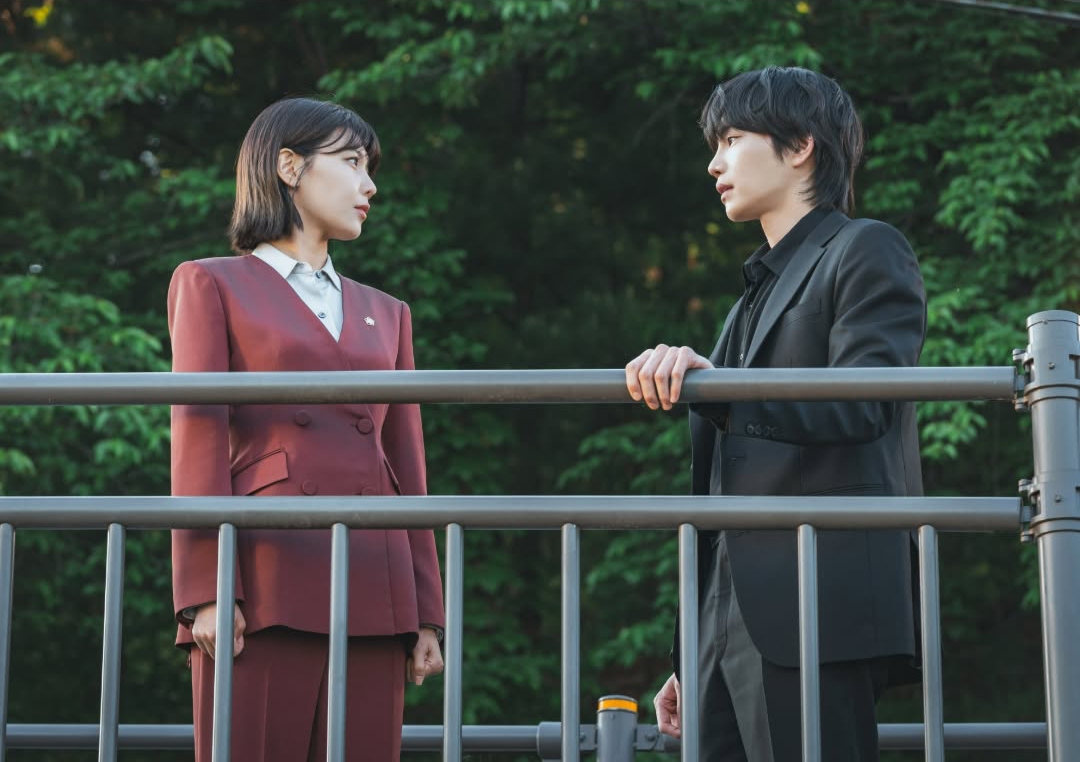 Choi Sooyoung Maeng Se Na Kim Jae Yeong Kim Jae-young Do Ra Ik Laik Idol I 아이돌아이 Viu Kdrama K drama rom com 3