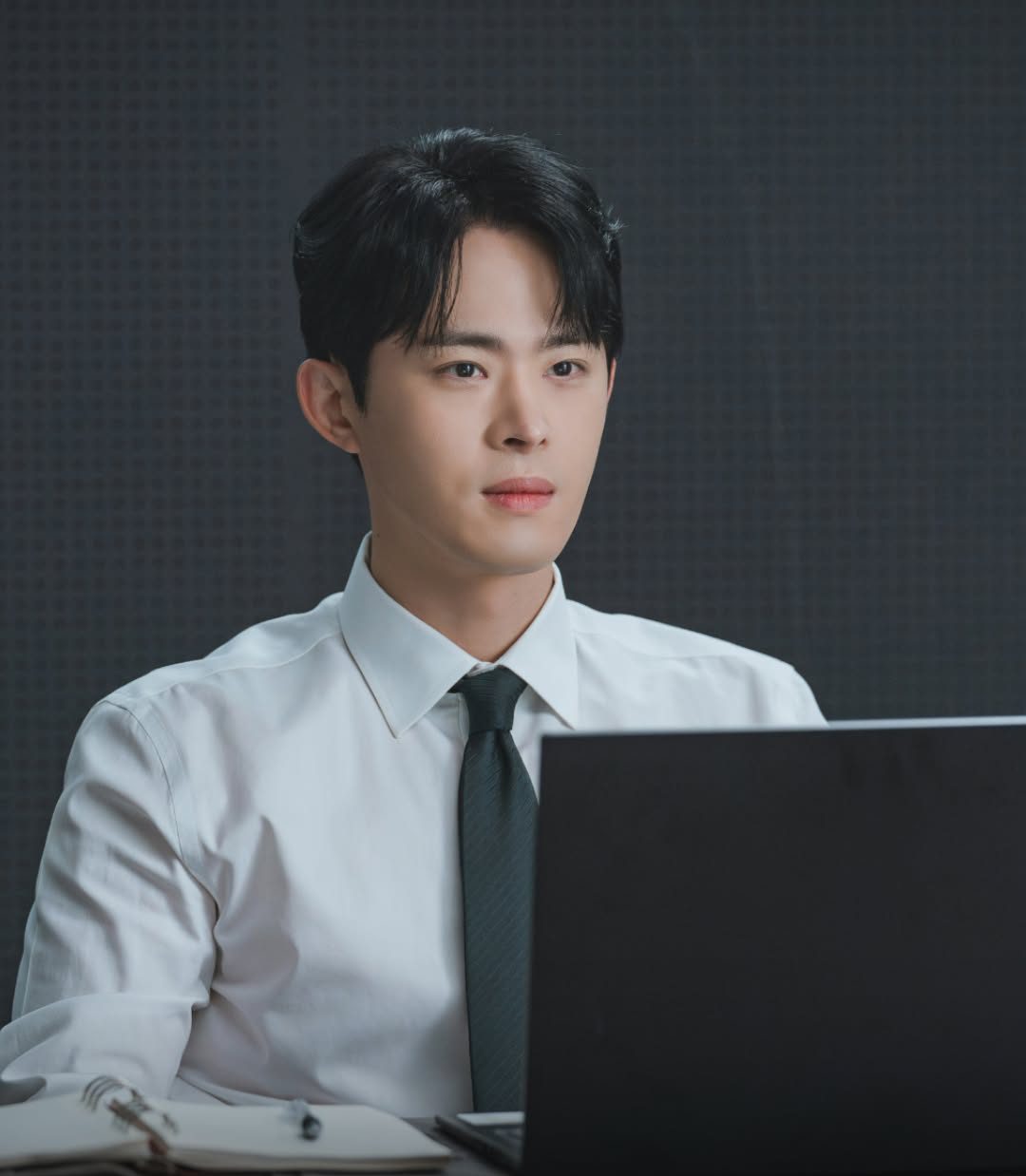 Jung Jae Kwang Kwak Byeong GyunIdol I 아이돌아이 Viu Kdrama K drama rom com 2