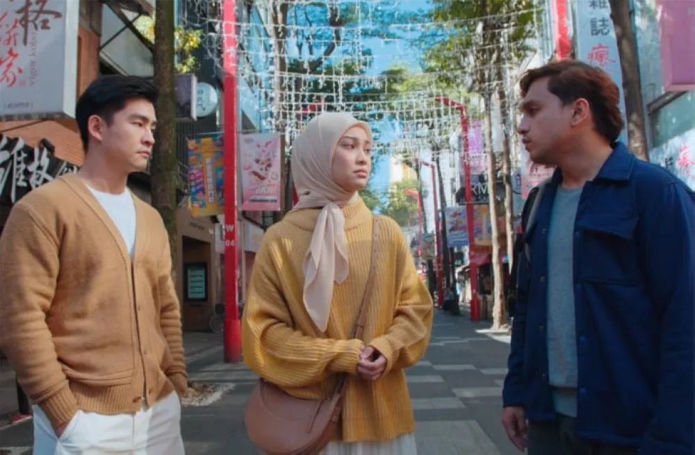 Nabila Razali Haziq Hussni Alvin Chong Just A Little Longer (Sesaat Lebih) Viu Original Viu Originals Fresh Releases Malay Dramas Romantic Comedy Asian Dramas 2