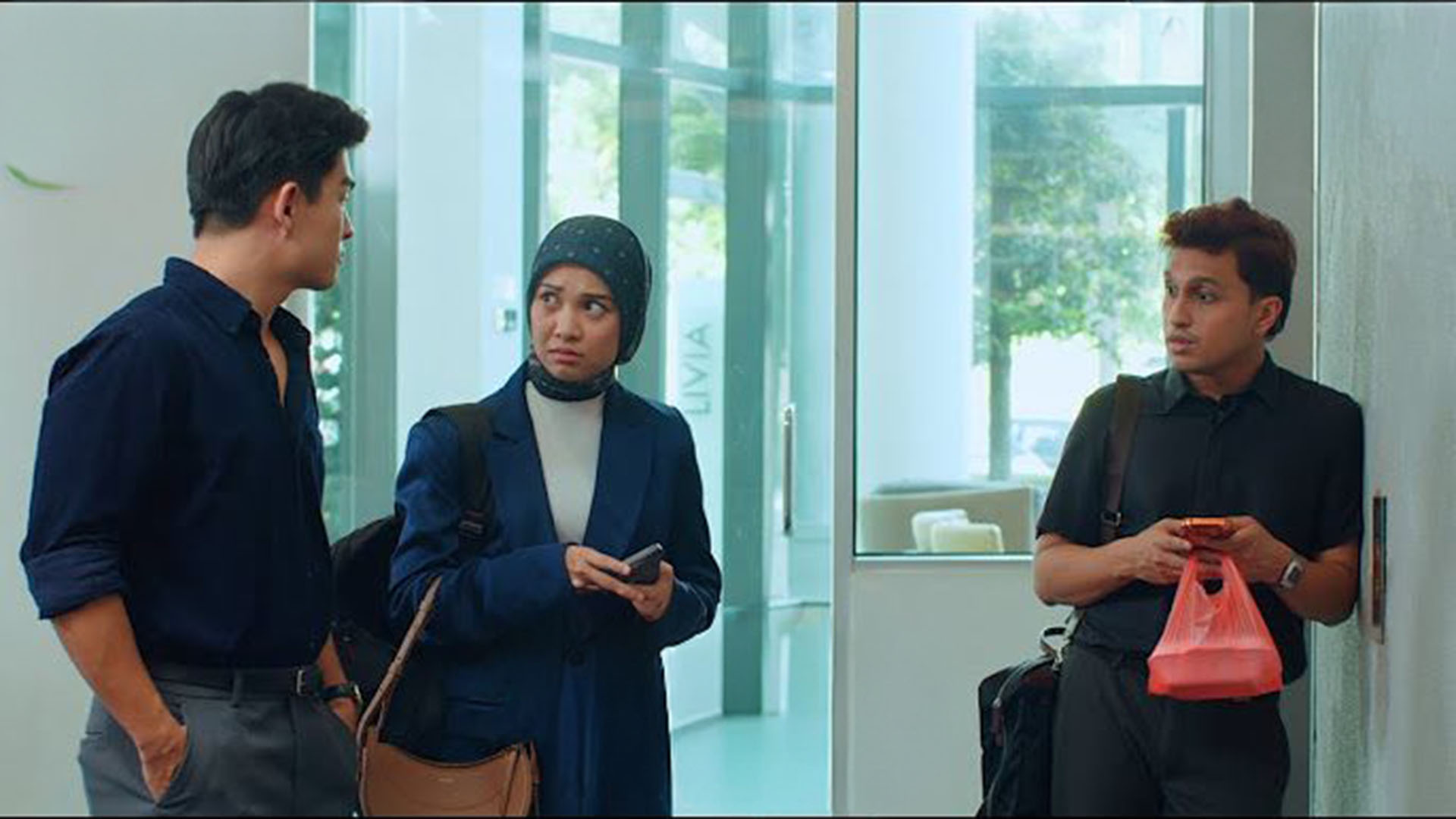 Nabila Razali Haziq Hussni Alvin Chong Just A Little Longer (Sesaat Lebih) Viu Original Viu Originals Fresh Releases Malay Dramas Romantic Comedy Asian Dramas cast ep2