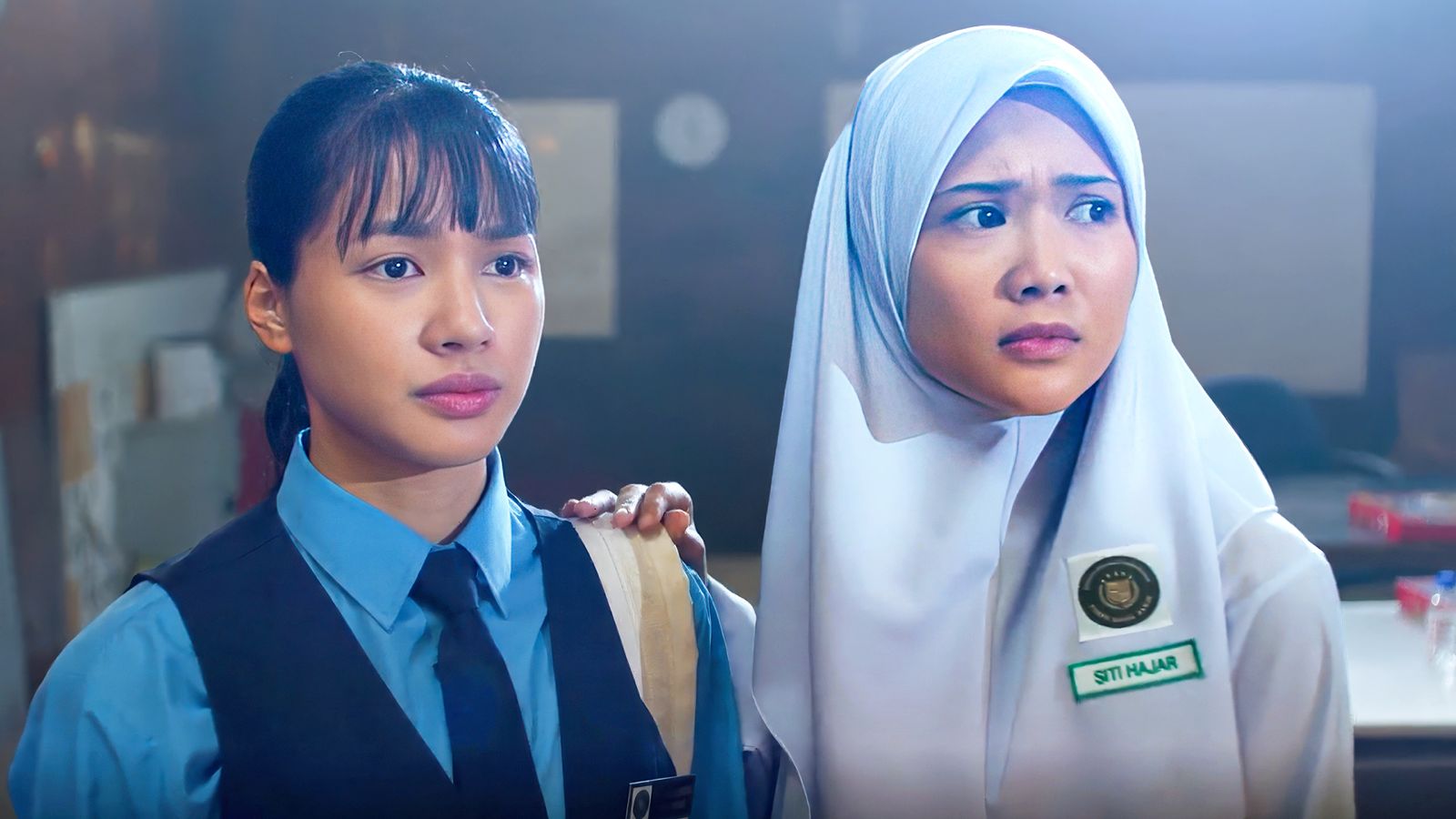 Amylia Aidura Crash Class (Kelas Belakang) feature image School, Youth, Viu Original Malaysia, Malay Dramas -14