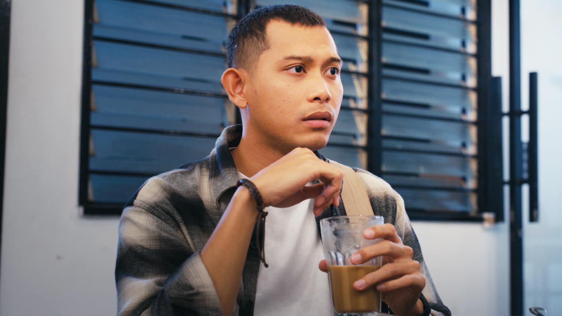 Raya Off-Key , Di Sebalik Cahaya Raya, Indigo Films, Malay Dramas, Fresh Releases, Friendship, Romantic Comedy, Nabila Razali, Aizat Saha, Aila Azizul episode ep14