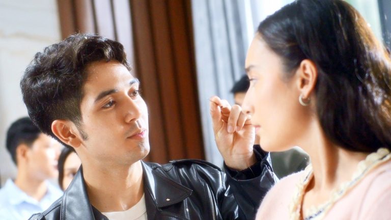 When Young Love Strikes!, TIBA-TIBA BRONDONG, Asian Dramas, Indonesian Dramas, KMK, Fresh Releases, Romance, Tatjana Saphira, Fadi Alaydrus -22