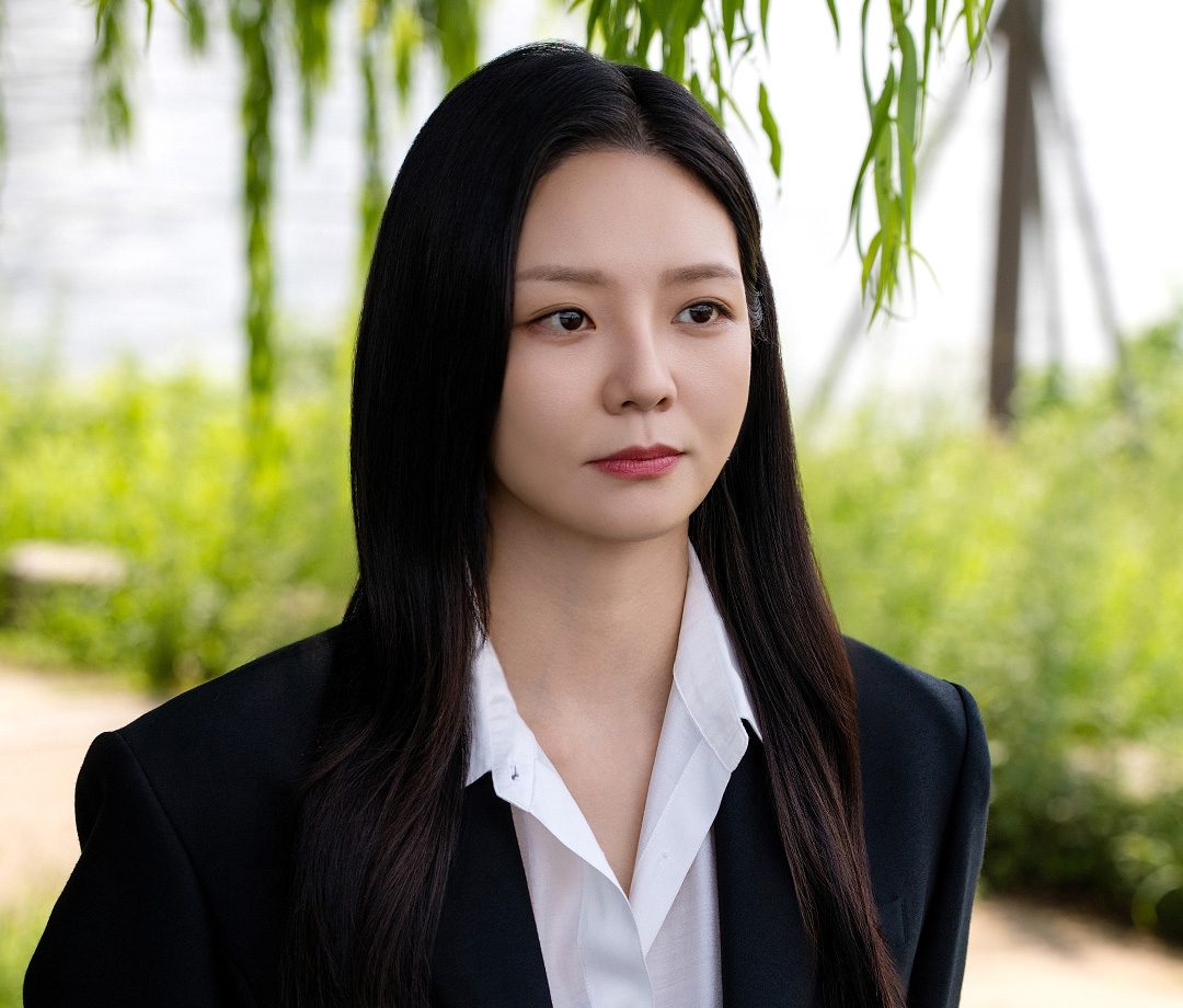 esom Phantom Lawyer 신이랑 법률사무소 viu korean drama ghost horror dramas k drama legal dramas