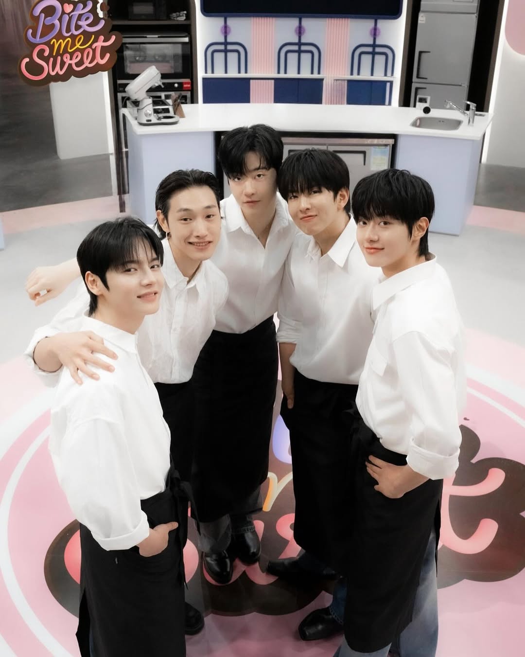 Bite Me Sweet, Fresh Releases, Korean Viu Original, Viu Original, Viu Originals, Cooking, Yoon Shi Yoon, Bae Min Ki, Sung Seung Ha, Lee Sae On, Lim Sung Kyun, Cha Joo Wan 7