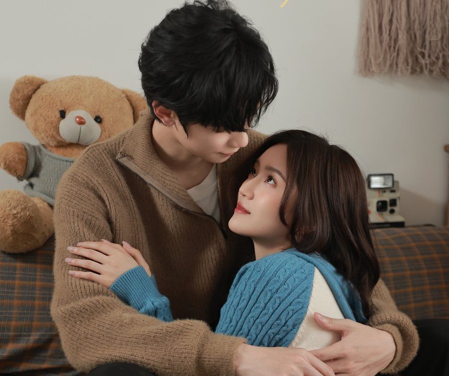 炽热吸引 Affinity Youku CDramas 2026 Romance Sci-Fi Mystery Wang Yi Jun Wu Si Yuan Gao Wei Man Li Xiang 高維蔓 王一鈞 4