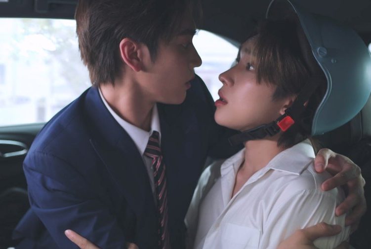 Crazy Love, Moo-Moo! พี่ฟากชอบเธอมู่ Fresh Releases Local Viu Original LGBTQ+ Thai BL Drama Rom com Boss Chaikamon Sermsongwittaya Noeul Nuttarat Tangwai in car
