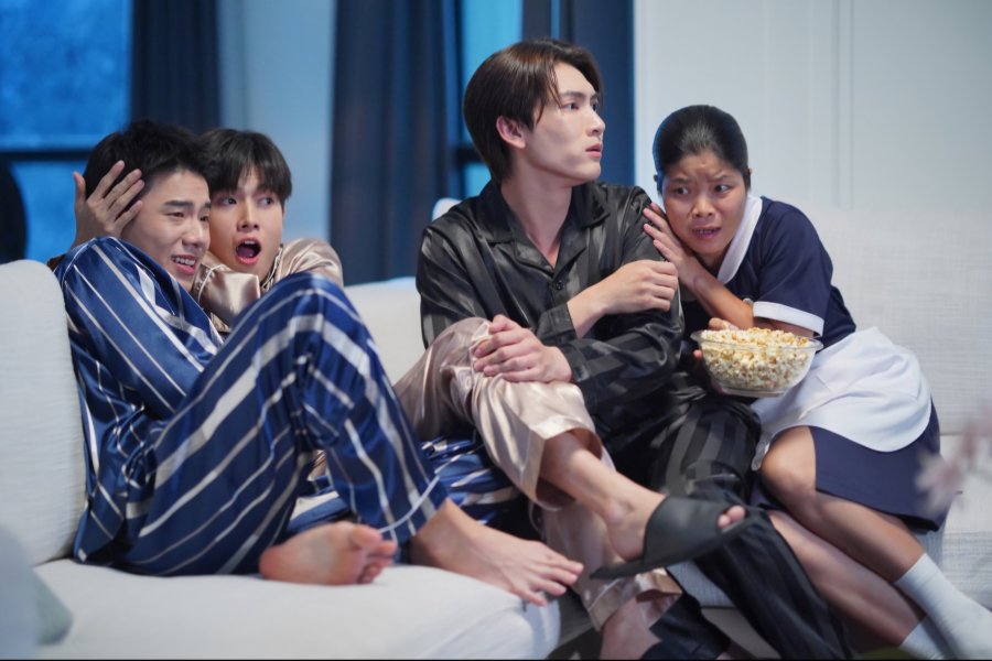 Crazy Love, Moo-Moo! พี่ฟากชอบเธอมู่ Fresh Releases Local Viu Original LGBTQ+ Thai BL Drama Rom com Boss Chaikamon Sermsongwittaya Noeul Nuttarat Tangwai watch scary movie