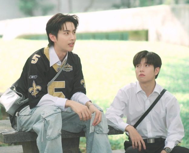 Donut Suppawit Thongyuen Turbo Chanokchon Boonmanawong Crazy Love, Moo-Moo! พี่ฟากชอบเธอมู่ Fresh Releases Local Viu Original LGBTQ+ Thai BL Drama Rom com 