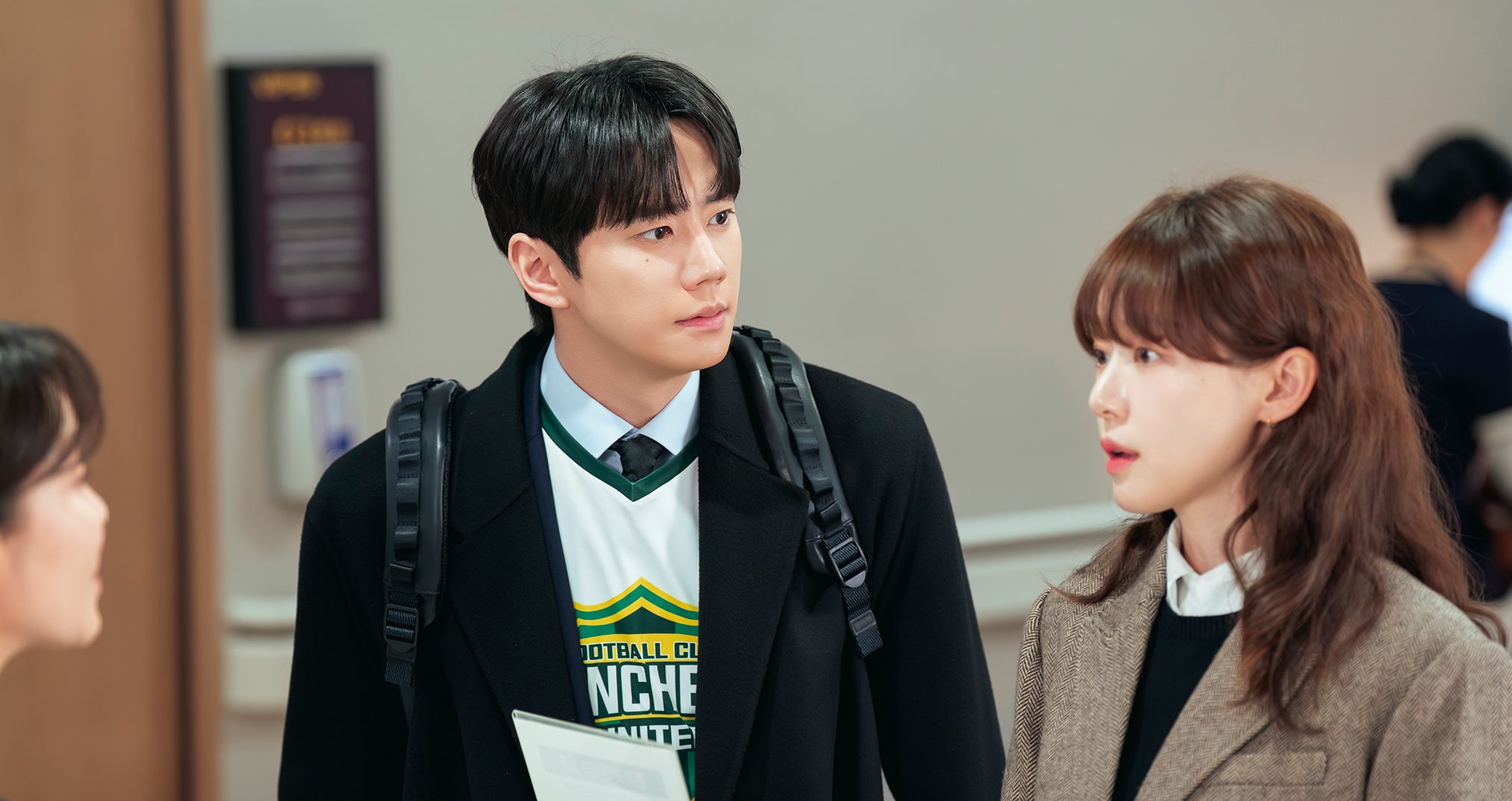 Lee Jun Young, Lee Ju Myoung, Jeon Hye Jin Jin Goo 신입사원 강회장 Reborn Rookie 新进社员姜会长 Korean Viu Original kdramas to watch Workplace Fantasy Mystery Rom com