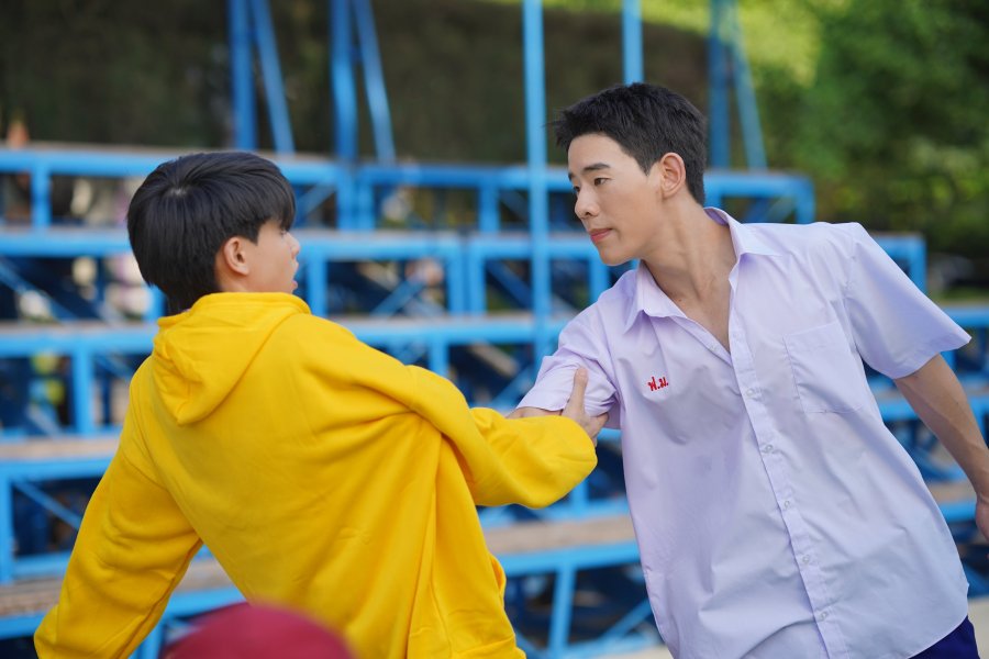 Poom Wachirapanya Milintachinda Tee Crazy Love, Moo-Moo! พี่ฟากชอบเธอมู่ Fresh Releases Local Viu Original LGBTQ+ Thai BL Drama Rom com