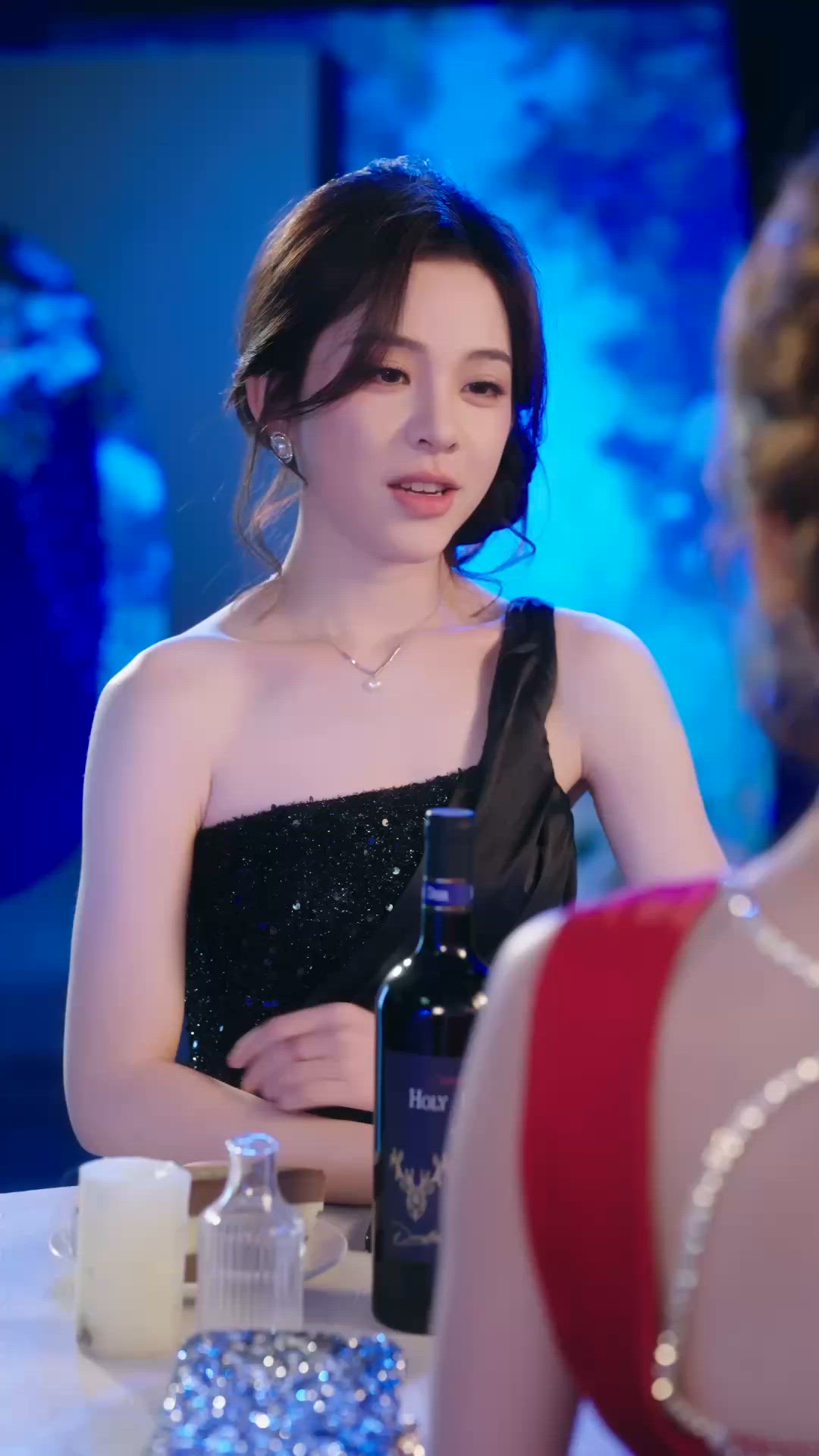 Yang Peng Cheng 杨鹏丞 Deng Ling Shu 邓灵枢 Love Beyond Order 秩序之外 Sci-fi Heart-tormenting Love Robot Viu Chinese micro dramas Duanju Vertical drama short dramas mobile drama mini series ep14