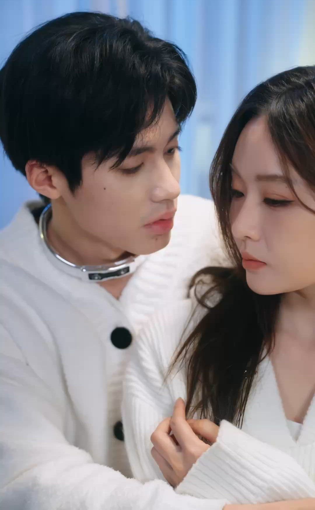 Yang Peng Cheng 杨鹏丞 Deng Ling Shu 邓灵枢 Love Beyond Order 秩序之外 Sci-fi Heart-tormenting Love Robot Viu Chinese micro dramas Duanju Vertical drama short dramas mobile drama mini series ep58