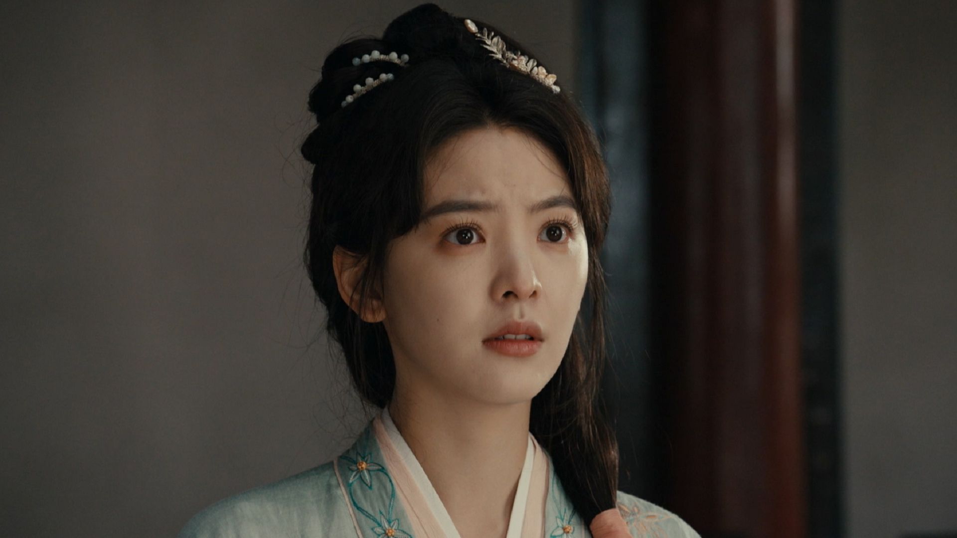 Zhang Ruo Nan 章若楠Zhan Zhao Adventures 雨霖铃 Grand Power Media viu cdrama to watch Wuxia Costume ep27