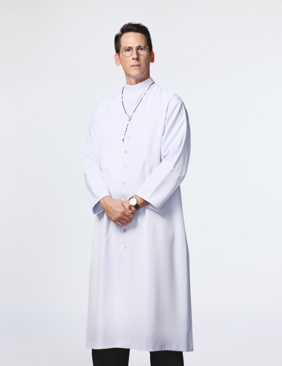 Aun Oliver Poupart Father Arnon Cast of Ticket to Heaven เด็กชายไม่ไปสวรรค์ GMMTV Thai BL Dramas Asian Dramas Melodrama LGBTQ+ Romance 2