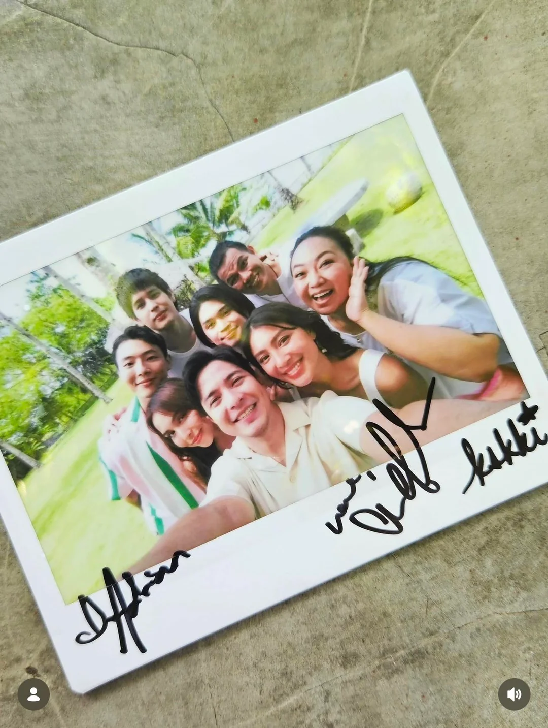 cast of Love, Siargao Alden Richards Nadine Lustre rom com Viu Pinoy Drama Philippine romantic drama TV series Filipino dramas instant photo