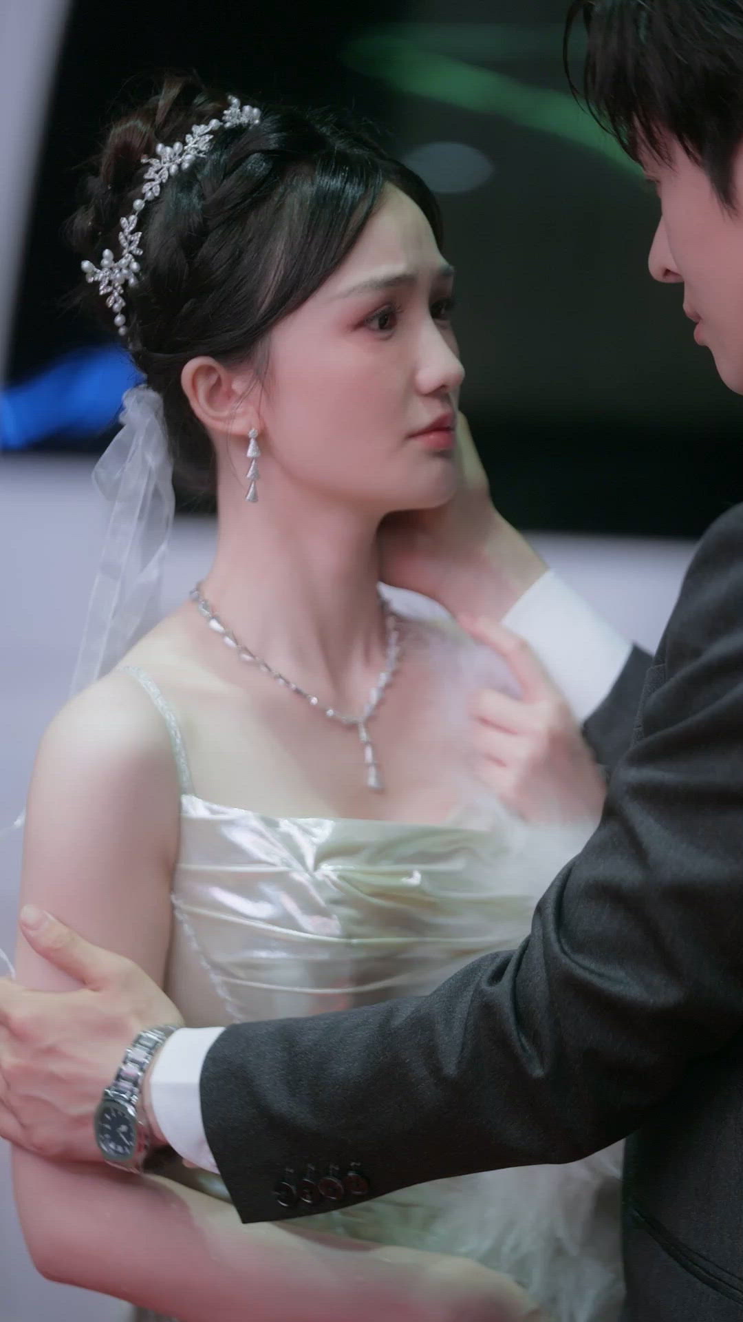 Liang Yong Ni 梁咏妮 Bossy CEO Hidden Identity Rise to Power Celebrity Viu Cdrama micro drama short dramas 云起盼星河 When Clouds Rise I Long for the Stars ep 36