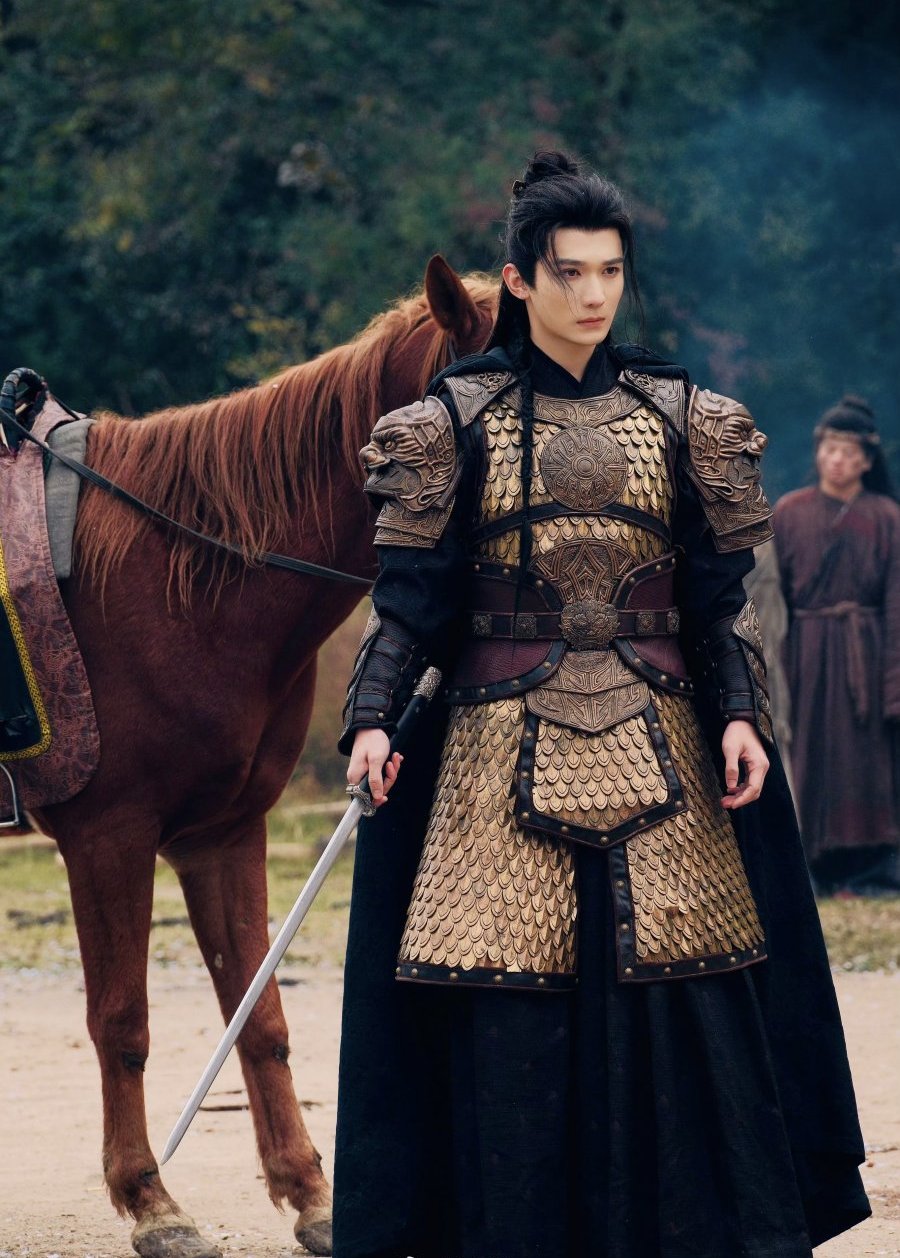 Liang Yong Qi as Yin Qing 御廷谣 Royal Betrothal Demon Viu cdramas to watch historical Costume Romance Political 2