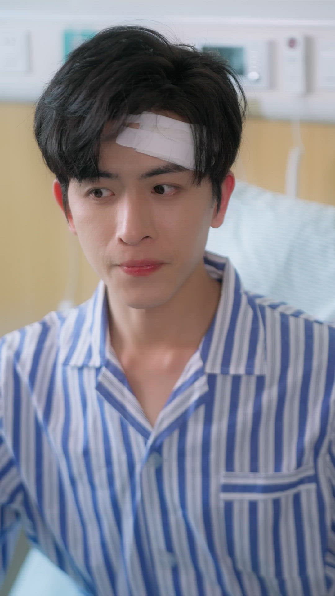 Lin Jia Qi 林佳棋 Bossy CEO Hidden Identity Rise to Power Celebrity Viu Cdrama micro drama short dramas 云起盼星河 When Clouds Rise I Long for the Stars ep 30