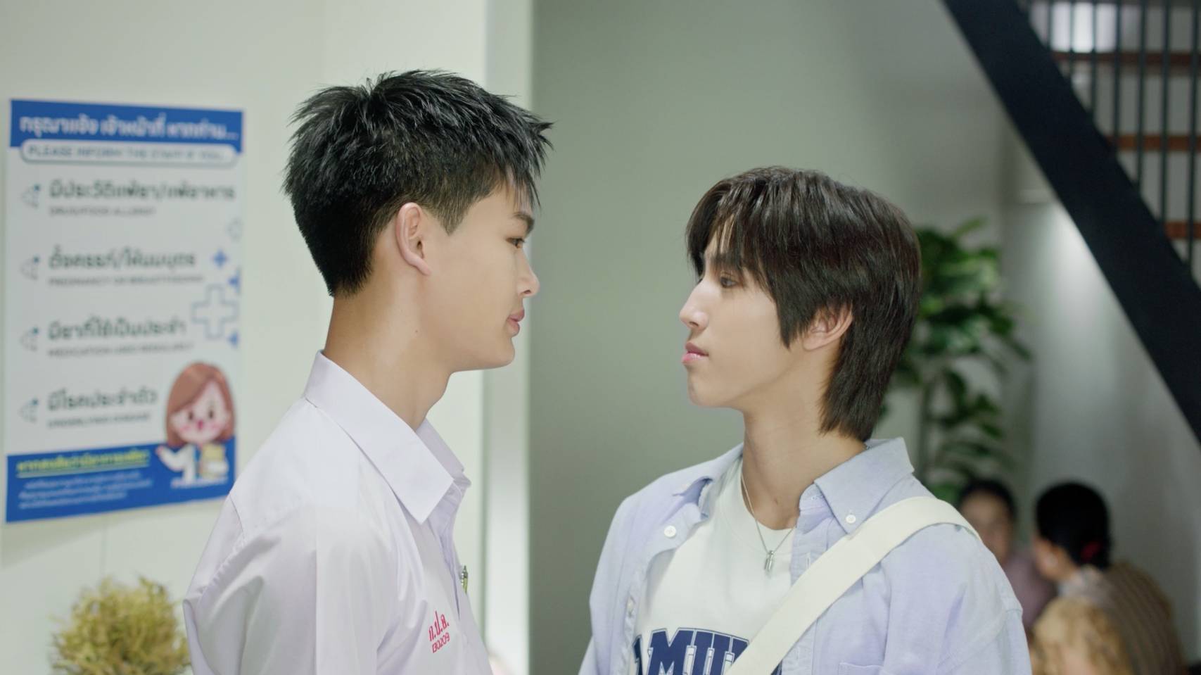 Shane Thanatpong Thaveesapmanee Frame PeemKrit Krittapas Panitpongsathorn Book Make It Right รักออกเดิน Viu LGBTQ rom com thai drama BL drama highschool drama 15